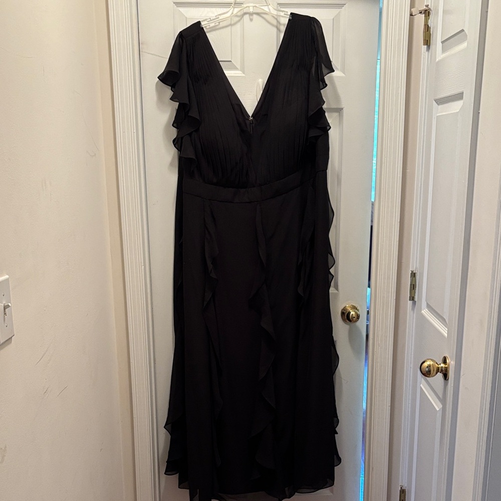 Chic Black Ruffle Evening Gown